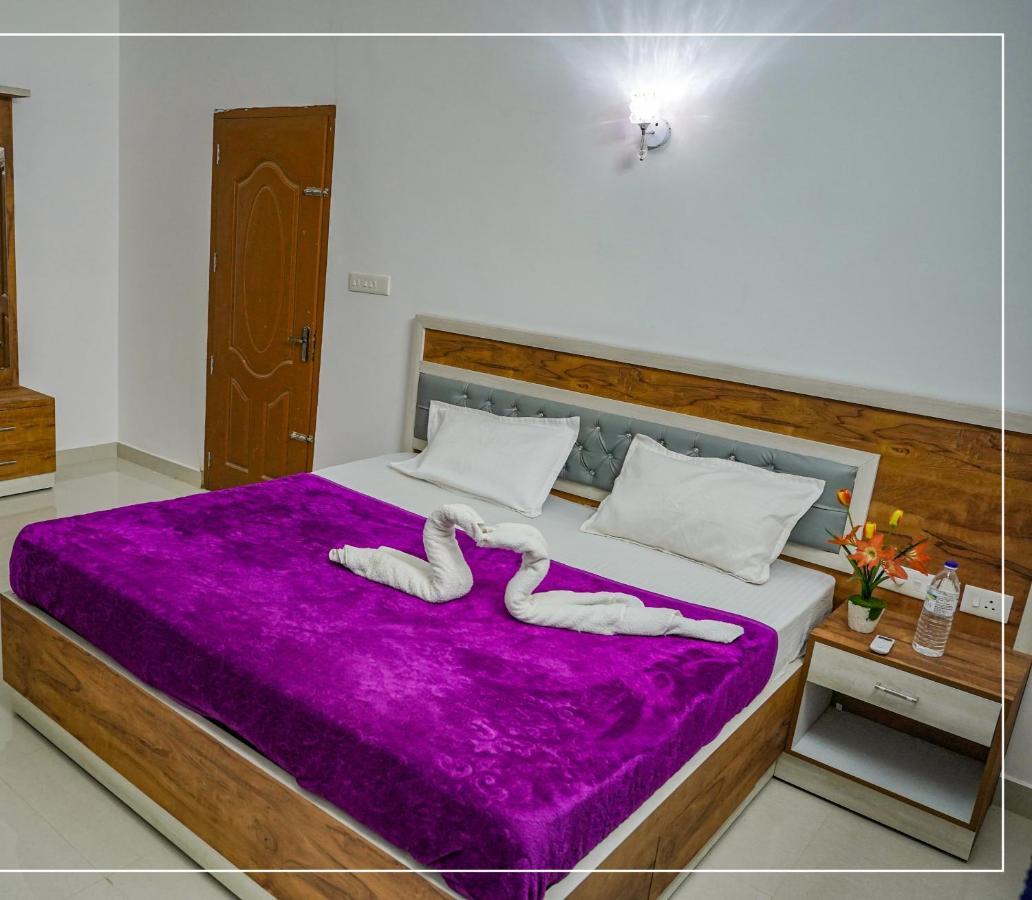 Mj Royal Villas Athirapilly Athirappilly Dış mekan fotoğraf