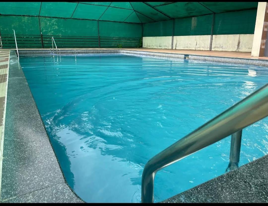 Mj Royal Villas Athirapilly Athirappilly Dış mekan fotoğraf